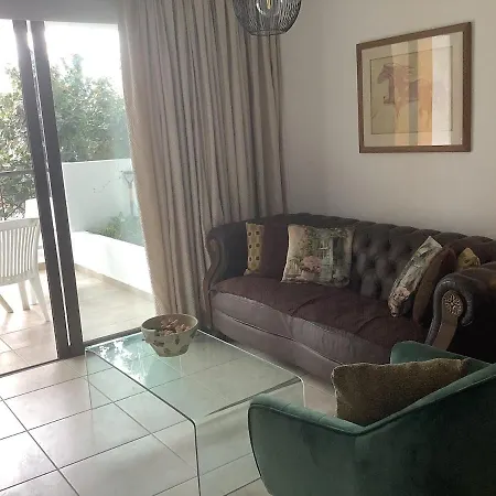 Apartment Urban Nest - Near Gsp & General Hospital