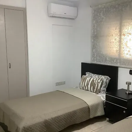 Urban Nest - Near Gsp & General Hospital Laxia