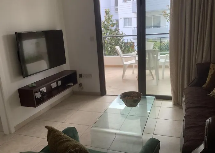 Urban Nest - Near Gsp & General Hospital *