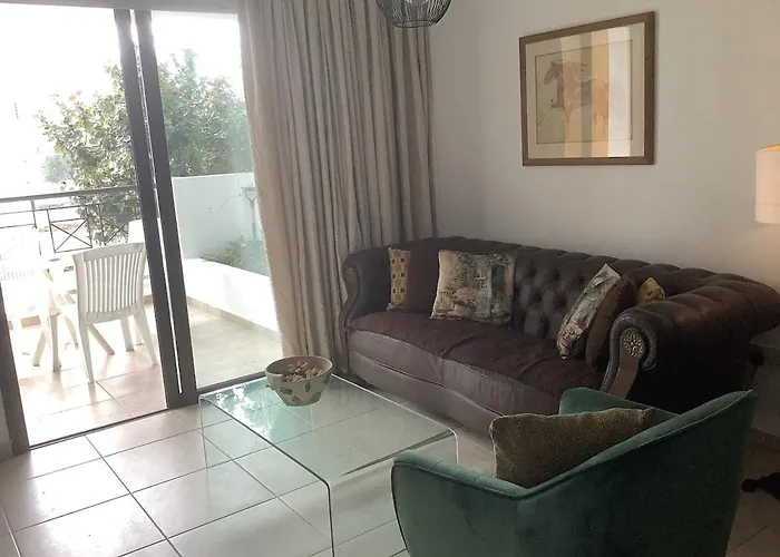 Apartment Urban Nest - Near Gsp & General Hospital